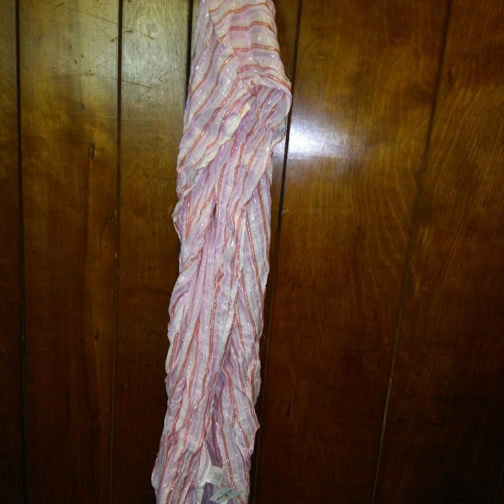 Scarves - Picture 4 of 4